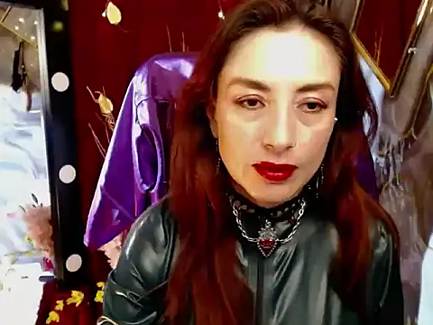 Queenscarlettsecret online show from 06-03-26, 05:40