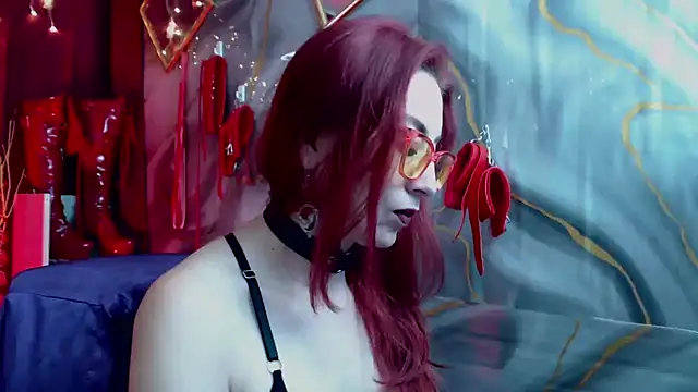 Queenscarlettsecret online show from 07-21-26, 01:02