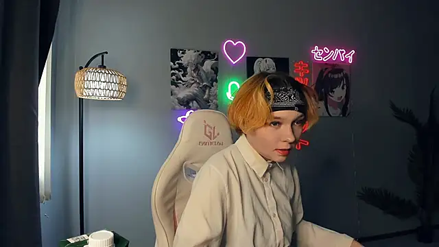 JoGarder online show from 04-15-26, 08:43