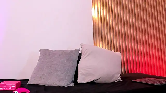Violeta queen1 online show from 06-10-26, 02:05