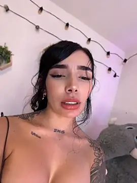 milasantana  online show from 06-08-26, 01:28