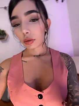 milasantana  online show from 06-11-26, 10:52