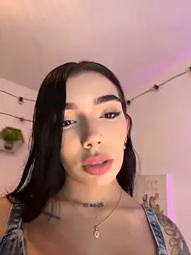 milasantana  online show from 06-16-26, 10:34