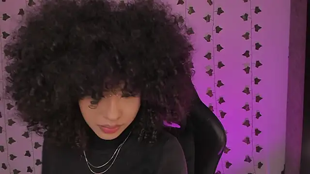 Liaaa 1 online show from 05-17-26, 12:52