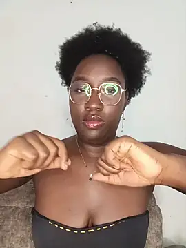 KaleaEbony online show from 05-04-26, 04:19