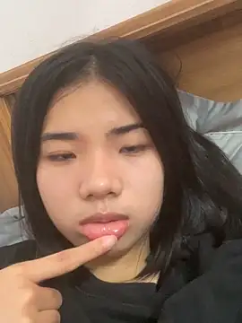 -Pipin- online show from 05-18-26, 08:53