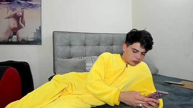 Felipe Kold online show from 04-21-26, 02:51