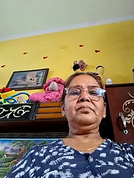 Shalini3456 online show from 04-30-26, 08:53