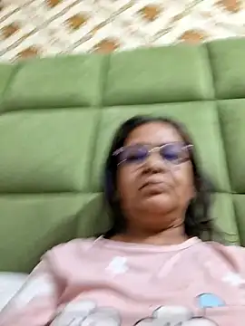 Shalini3456 online show from 05-21-26, 10:28