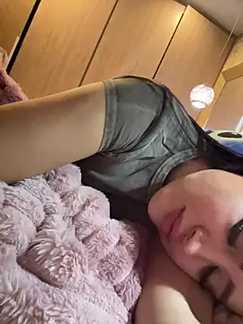 Snapshot of Sara_fun chatting on 01-25-25, 11:43 Sara fun online show from 01-25-25, 11:43