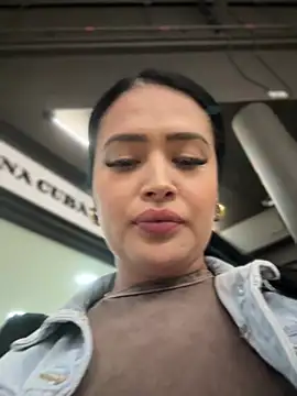 Snapshot of Sara_fun chatting on 03-11-25, 03:23 Sara fun online show from 03-11-25, 03:23