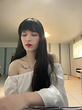 Snapshot of xo_Spirit chatting on 04-18-26, 06:06 xo Spirit online show from 04-18-26, 06:06