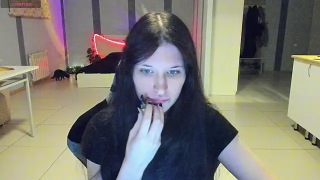 Snapshot of xo_Spirit chatting on 06-10-26, 06:18 xo Spirit online show from 06-10-26, 06:18