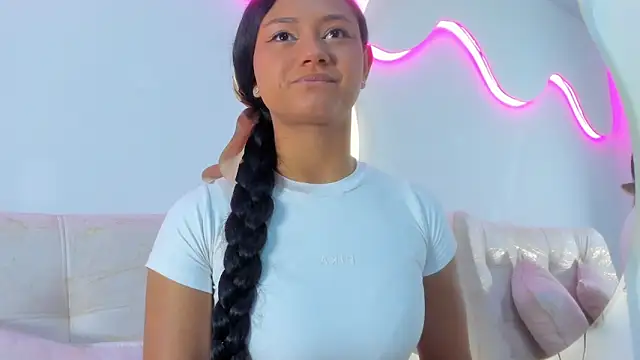 VenusBlazzer online show from 04-21-26, 01:50