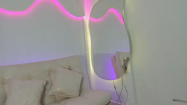 VenusBlazzer online show from 04-23-26, 01:57