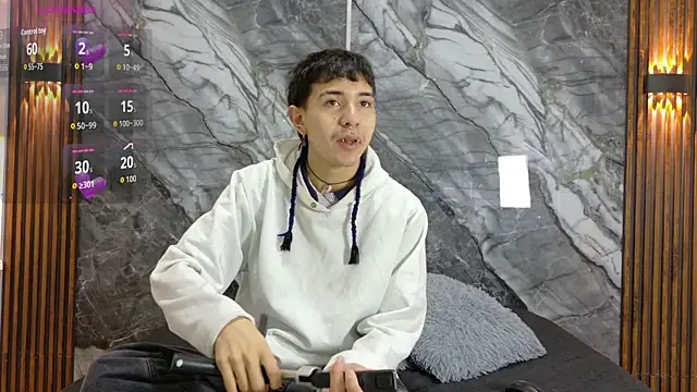 Snapshot of NoahWalker__ chatting on 06-15-26, 11:01 NoahWalker online show from 06-15-26, 11:01