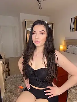 CandyElla  online show from 04-28-26, 07:02