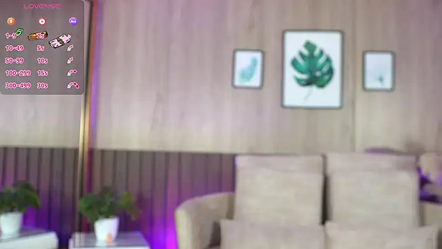Snapshot of AlinaBennet_ chatting on 06-03-26, 11:46 AlinaBennet online show from 06-03-26, 11:46