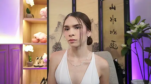 Snapshot of AlinaBennet_ chatting on 07-03-26, 11:38 AlinaBennet online show from 07-03-26, 11:38