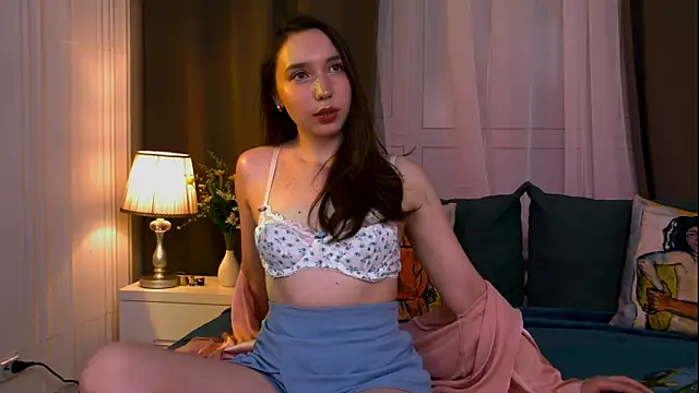 Suzaneey online show from 07-07-26, 10:47