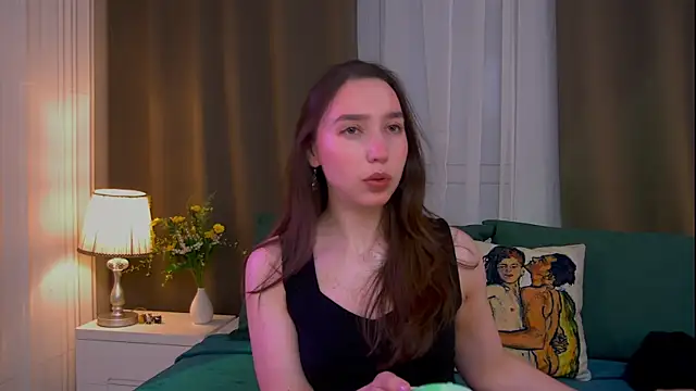 Suzaneey online show from 07-19-26, 07:17