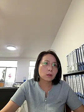 Snapshot of lisha521 chatting on 06-09-26, 01:39 lisha521 online show from 06-09-26, 01:39