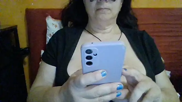 Snapshot of CasalingaEccitata chatting on 06-14-26, 11:45 CasalingaEccitata online show from 06-14-26, 11:45