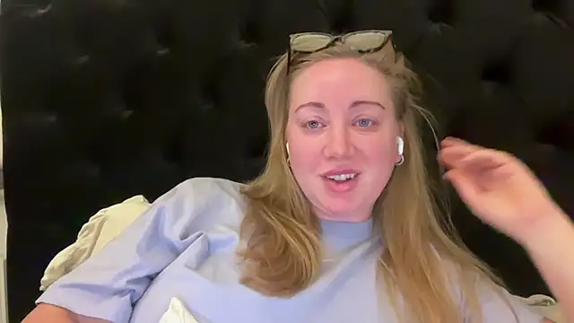 arielsweetieee online show from 06-08-26, 03:40