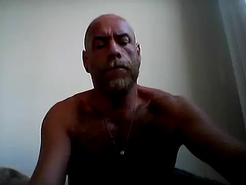Snapshot of Galegomg chatting on 06-28-26, 07:42 Galegomg online show from 06-28-26, 07:42