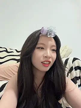 nide-baby online show from 04-18-26, 12:42