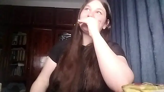 BeatriceMolands online show from 04-22-26, 06:31