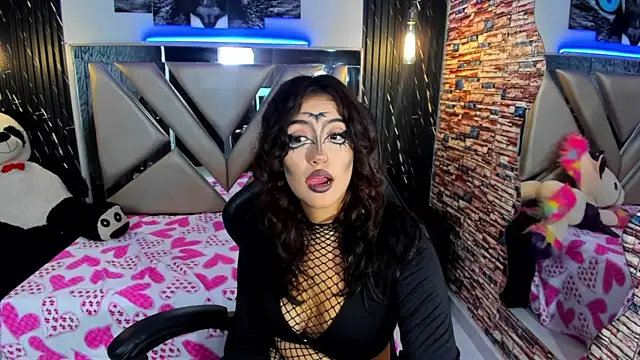 Karim TheRouse online show from 04-17-26, 08:23