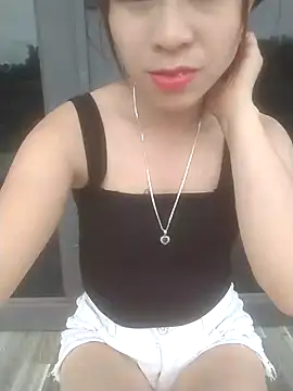 Snapshot of Zara-Lina chatting on 04-29-26, 09:35 Zara-Lina online show from 04-29-26, 09:35