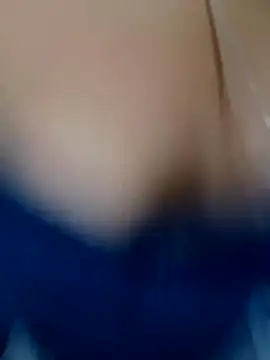 Snapshot of Zara-Lina chatting on 05-18-26, 04:07 Zara-Lina online show from 05-18-26, 04:07