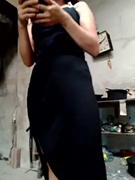Snapshot of Zara-Lina chatting on 06-03-26, 12:13 Zara-Lina online show from 06-03-26, 12:13