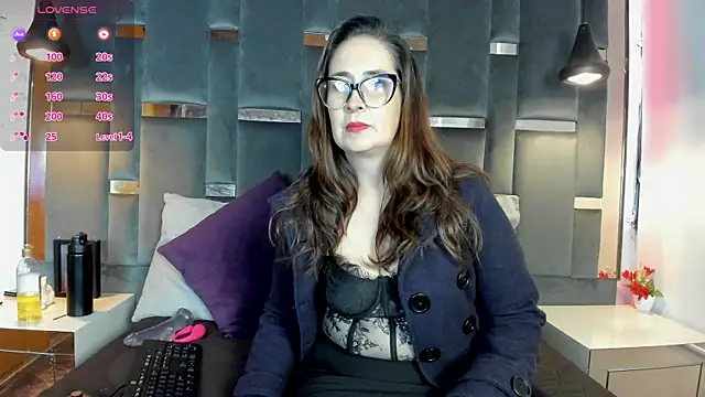 Snapshot of Maturetitsx69 chatting on 05-06-26, 01:05 Maturetitsx69 online show from 05-06-26, 01:05
