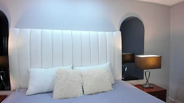 SiaRose online show from 04-24-26, 12:40