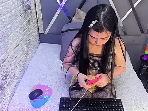 julietaflame online show from 05-07-26, 01:38