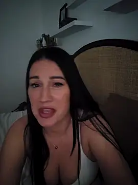 ashleyleeXX online show from 04-27-26, 10:57