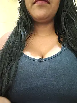 Snapshot of Newragini chatting on 04-22-26, 07:48 Newragini online show from 04-22-26, 07:48