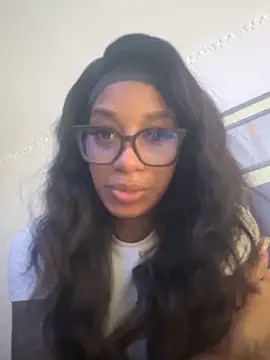 angelessmith1 online show from 06-13-26, 02:59