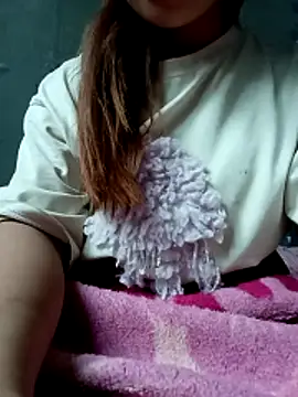 Ngocnga2 online show from 04-25-26, 08:39