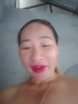 Snapshot of Tieuthu2 chatting on 05-17-26, 01:14 Tieuthu2 online show from 05-17-26, 01:14