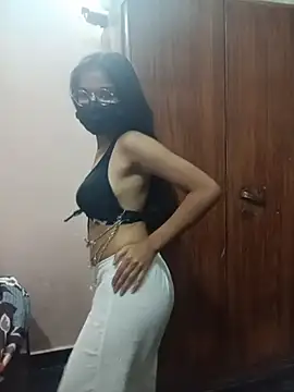 Snapshot of Your_SugarBaby- chatting on 05-12-26, 04:48 Your SugarBaby- online show from 05-12-26, 04:48
