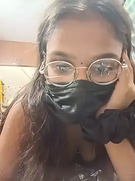 Snapshot of Your_SugarBaby- chatting on 05-25-26, 06:36 Your SugarBaby- online show from 05-25-26, 06:36