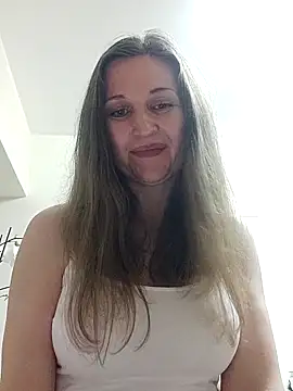 irresistibelle online show from 04-21-26, 11:40