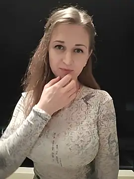 irresistibelle online show from 07-18-26, 07:17
