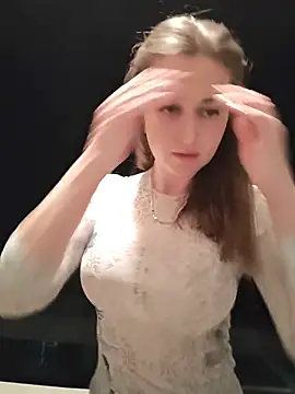 irresistibelle online show from 07-20-26, 07:27