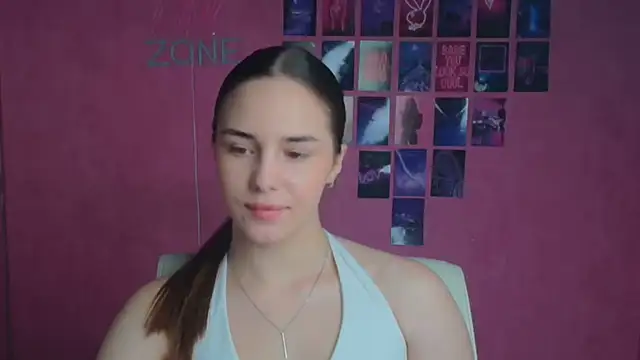 Snapshot of Kyara_ra chatting on 06-22-26, 05:26 Kyara ra online show from 06-22-26, 05:26