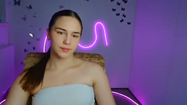 Snapshot of Kyara_ra chatting on 06-26-26, 05:34 Kyara ra online show from 06-26-26, 05:34